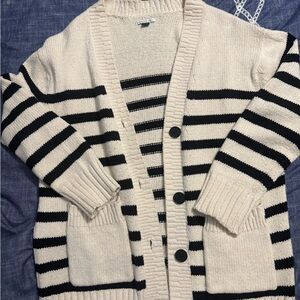 American Eagle 🦅 Black and Cream Striped Cardigan